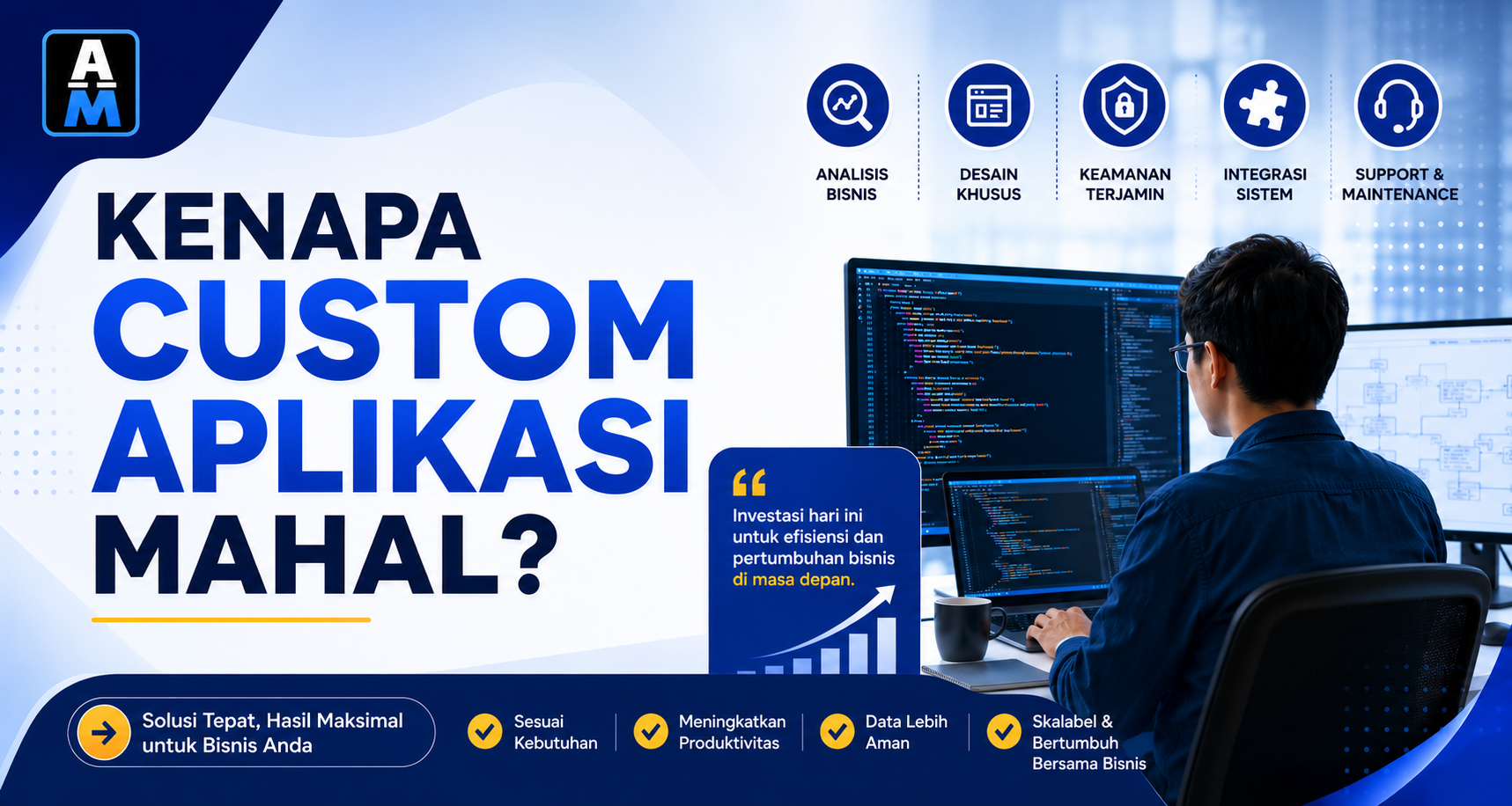 Developer sedang merancang aplikasi custom untuk kebutuhan bisnis perusahaan menggunakan beberapa monitor dan diagram sistem.